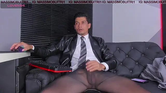 massimo g online show from April 18, 12:57 am