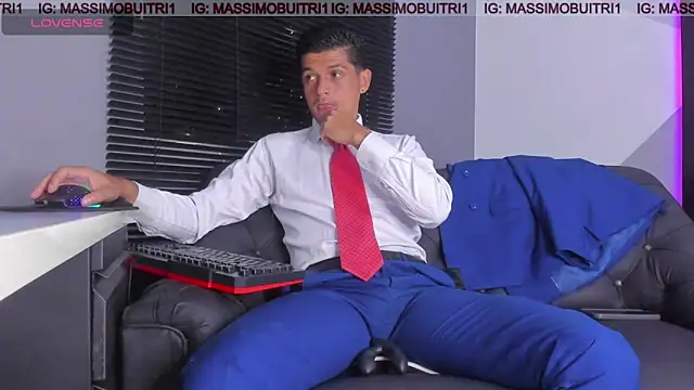massimo g online show from May 3, 11:41 pm