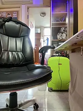 Snapshot of wSilEliaXm chatting on December 1, 7:42 am wSilEliaXm online show from December 1, 7:42 am