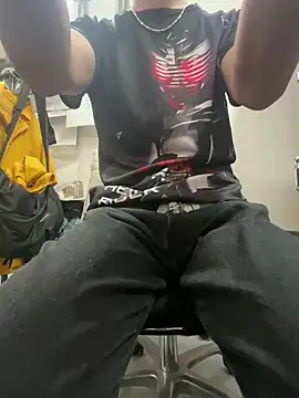 wSilEliaXm online show from March 17, 8:39 am