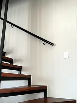 BedroomBullyX5 online show from January 6, 7:45 am