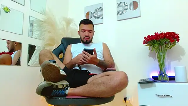Snapshot of mathew_vidal1 chatting on October 10, 10:21 pm mathew vidal1 online show from October 10, 10:21 pm