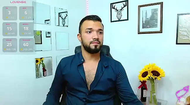 Snapshot of mathew_vidal1 chatting on February 21, 6:07 am mathew vidal1 online show from February 21, 6:07 am