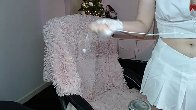 Crystal-dreamt online show from November 11, 9:26 am