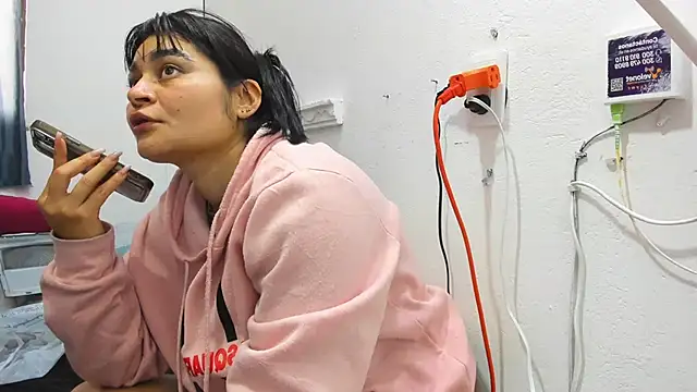 andreita trujillos online show from February 13, 3:45 pm