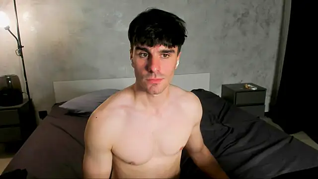 Snapshot of sam_huston chatting on July 30, 10:31 pm sam huston online show from July 30, 10:31 pm