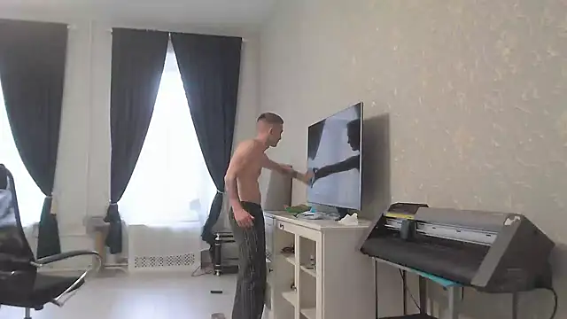 Marselle Laker online show from February 9, 10:53 am