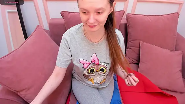 Snapshot of JannaVerdi_ chatting on March 14, 6:53 am JannaVerdi online show from March 14, 6:53 am