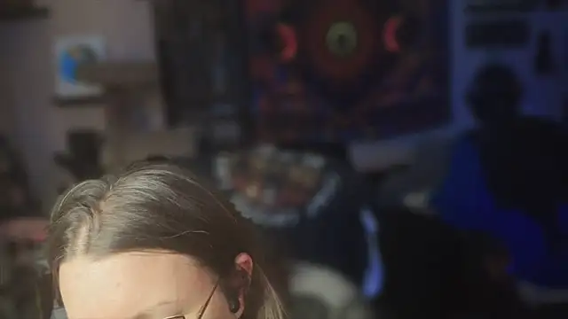 spunlikecottoncandy online show from September 17, 8:00 pm