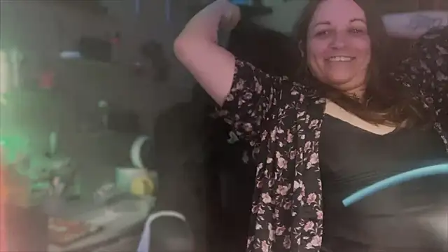 spunlikecottoncandy online show from April 5, 6:09 am