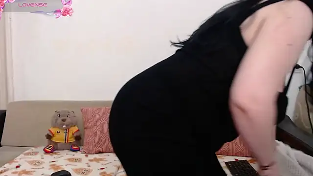 ElenaRose90 online show from April 5, 8:04 pm