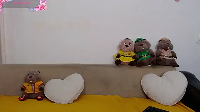 Snapshot of ElenaRose90 chatting on June 16, 7:58 pm ElenaRose90 online show from June 16, 7:58 pm