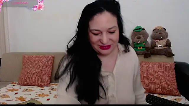 ElenaRose90 online show from November 19, 9:37 pm