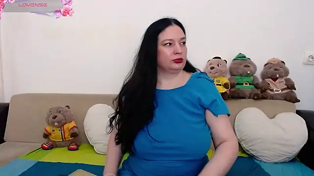 Snapshot of ElenaRose90 chatting on July 9, 8:30 pm ElenaRose90 online show from July 9, 8:30 pm
