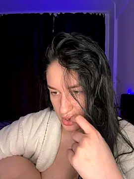 Snapshot of moniqque chatting on October 12, 12:06 pm moniqque online show from October 12, 12:06 pm