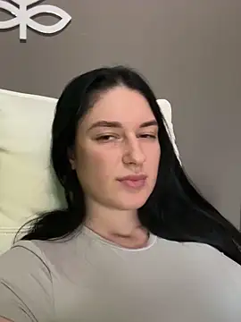 Snapshot of moniqque chatting on October 13, 1:34 pm moniqque online show from October 13, 1:34 pm