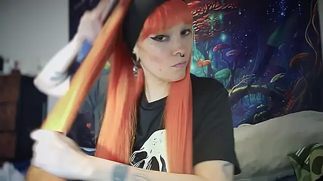 FRRANNKIE online show from November 19, 1:49 am