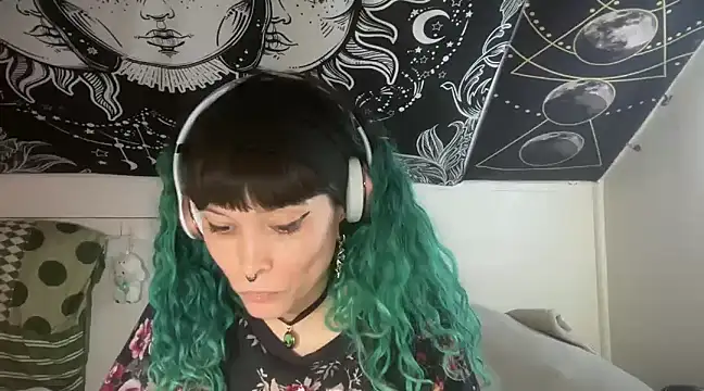 Snapshot of FRRANNKIE chatting on March 5, 11:49 pm FRRANNKIE online show from March 5, 11:49 pm