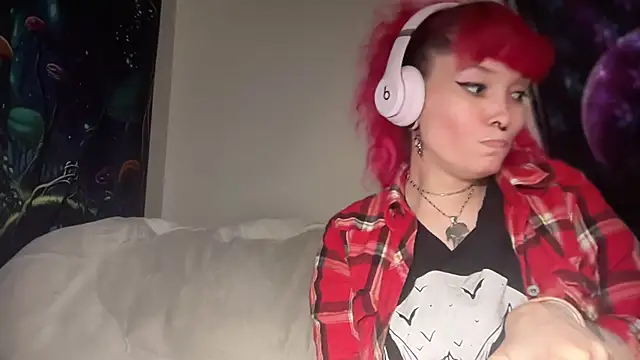 Snapshot of FRRANNKIE chatting on July 7, 8:34 pm FRRANNKIE online show from July 7, 8:34 pm
