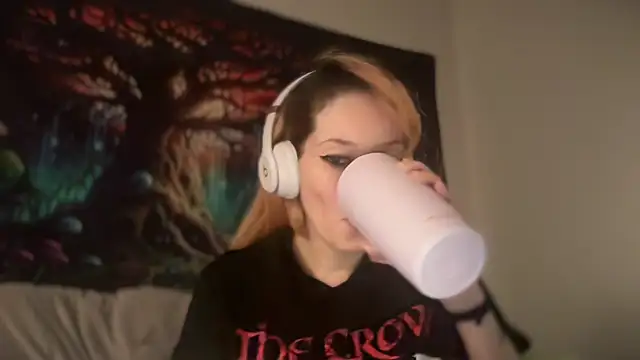 FRRANNKIE online show from March 25, 6:51 pm