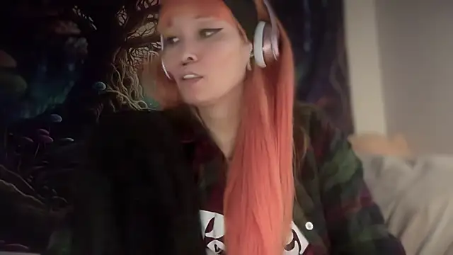 FRRANNKIE online show from December 19, 2:52 pm