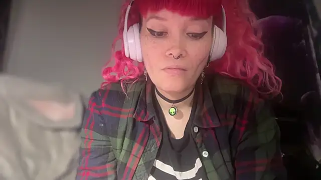 Snapshot of FRRANNKIE chatting on July 17, 10:34 am FRRANNKIE online show from July 17, 10:34 am