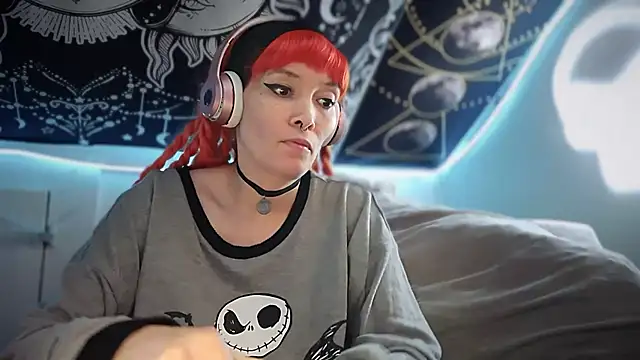 Snapshot of FRRANNKIE chatting on September 28, 2:13 pm FRRANNKIE online show from September 28, 2:13 pm