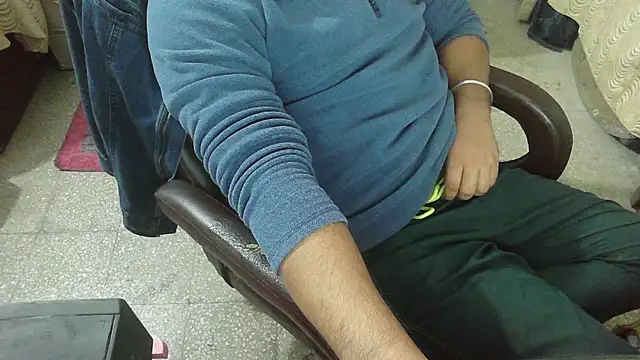 rentarob online show from December 1, 8:04 am