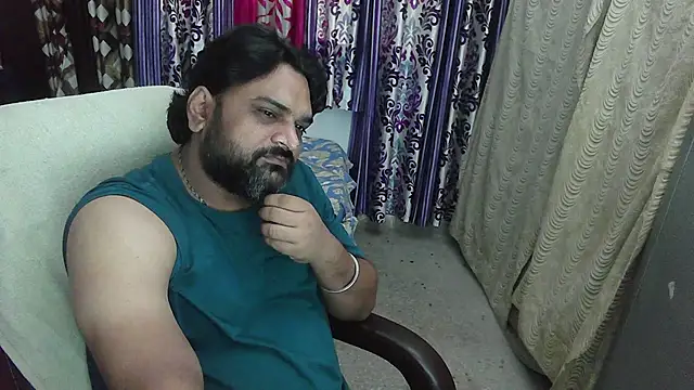 rentarob online show from November 3, 3:45 am