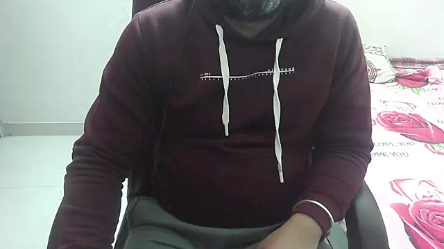 Snapshot of rentarob chatting on February 7, 5:29 pm rentarob online show from February 7, 5:29 pm