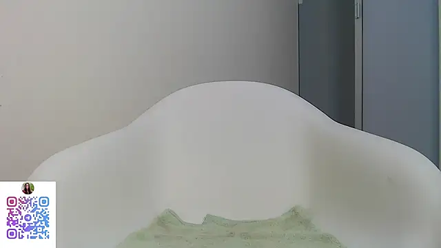 Snapshot of Big_fisting_ass chatting on June 16, 2:17 pm Big fisting ass online show from June 16, 2:17 pm