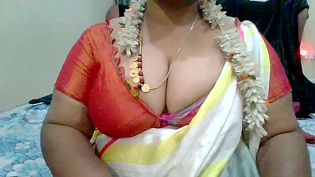 Snapshot of archanatelugu9 chatting on January 20, 4:45 pm archanatelugu9 online show from January 20, 4:45 pm