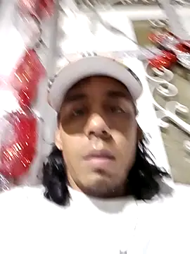Williamjamess95 online show from January 9, 4:30 am