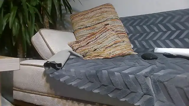 reslerkek31 online show from February 18, 10:17 pm