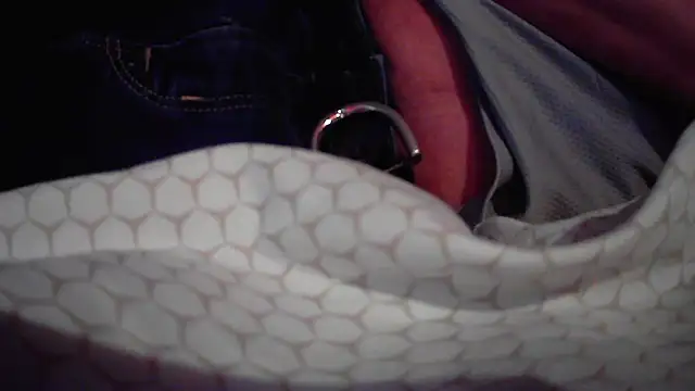 JRock69nKzoo online show from December 18, 11:47 am