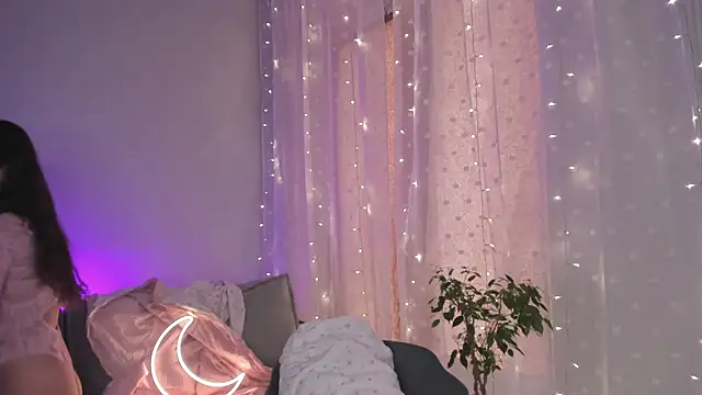 Snapshot of lina_stones chatting on February 27, 6:24 am lina stones online show from February 27, 6:24 am