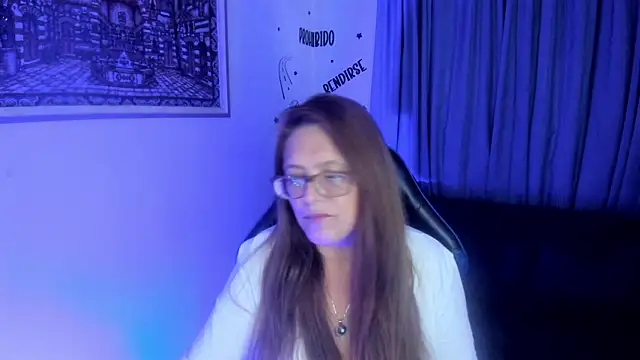 Snapshot of Ivette_Shaira chatting on June 1, 11:21 am Ivette Shaira online show from June 1, 11:21 am