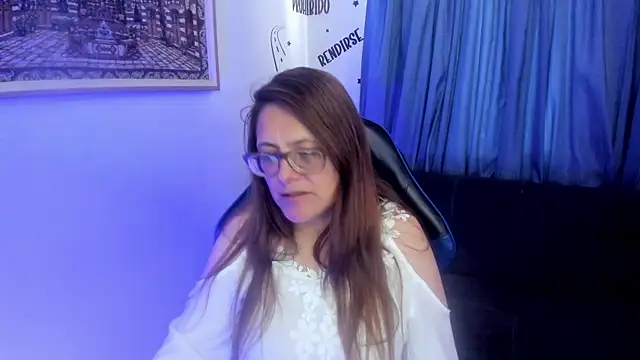 Snapshot of Ivette_Shaira chatting on June 10, 5:47 pm Ivette Shaira online show from June 10, 5:47 pm