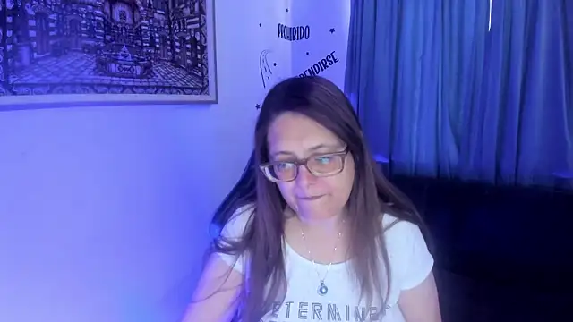 Snapshot of Ivette_Shaira chatting on July 5, 1:07 pm Ivette Shaira online show from July 5, 1:07 pm