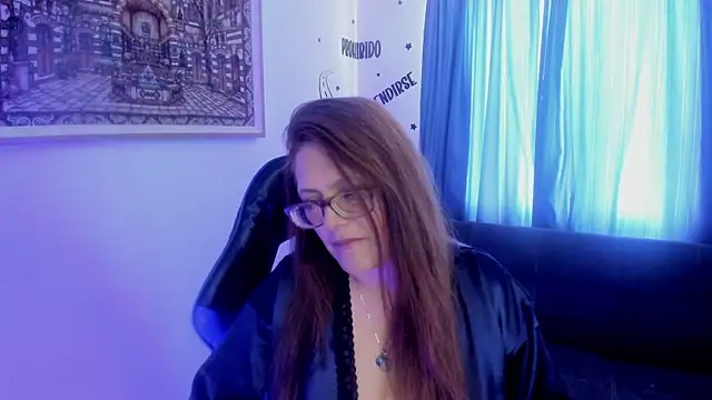 Snapshot of Ivette_Shaira chatting on May 11, 1:23 pm Ivette Shaira online show from May 11, 1:23 pm