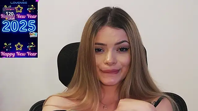 Kailynn Moenn online show from January 2, 8:57 pm