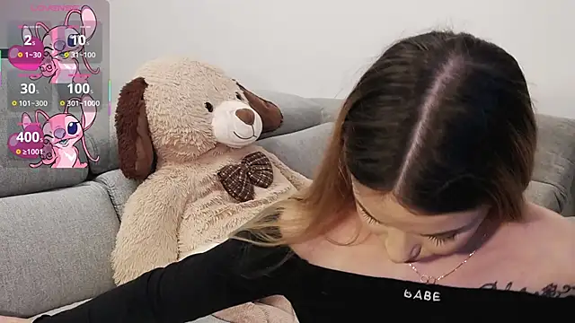 Kailynn Moenn online show from March 5, 11:49 pm