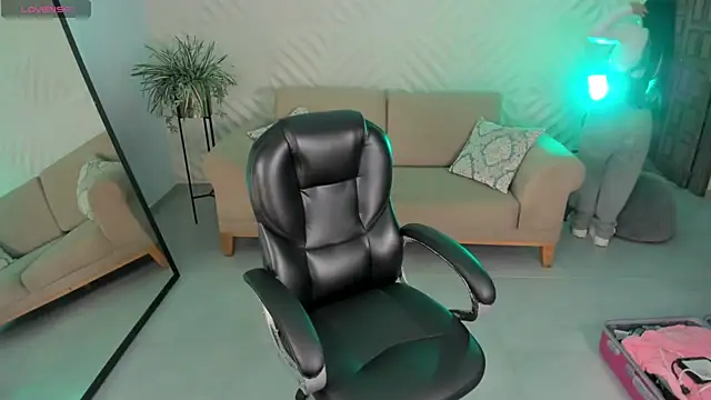 MileyCruz  online show from February 19, 9:56 pm