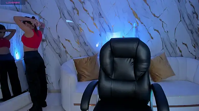 Snapshot of DannaCruz chatting on January 10, 6:58 pm DannaCruz online show from January 10, 6:58 pm