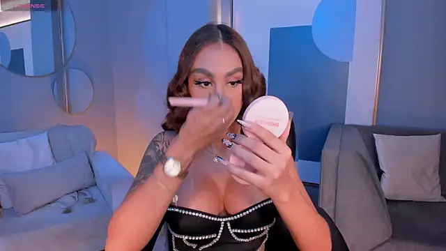 Snapshot of DannaCruz chatting on November 4, 7:17 pm DannaCruz online show from November 4, 7:17 pm