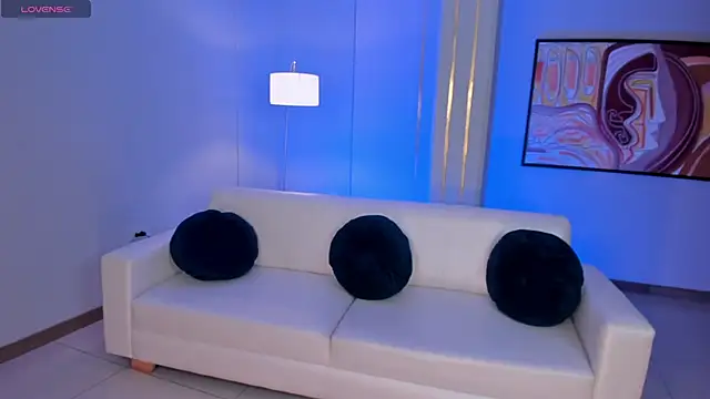 Snapshot of BiancaPierce chatting on May 23, 12:04 pm BiancaPierce online show from May 23, 12:04 pm