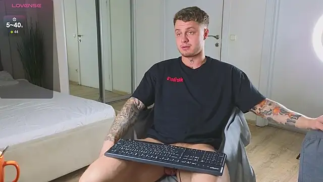 more  than  love online show from November 28, 5:40 am