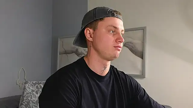 more  than  love online show from March 11, 10:51 am