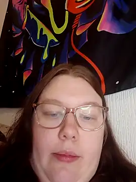 Sexycurvyemilyy online show from April 14, 8:14 pm