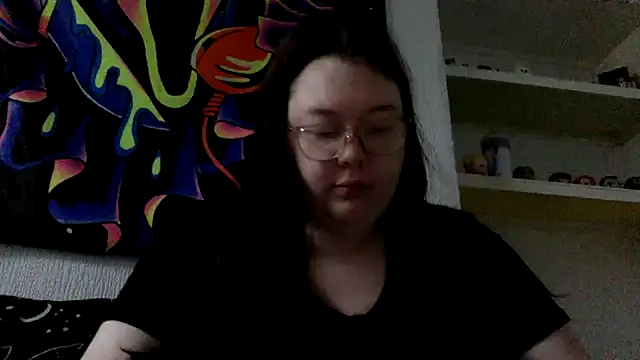 Sexycurvyemilyy online show from February 3, 2:00 pm